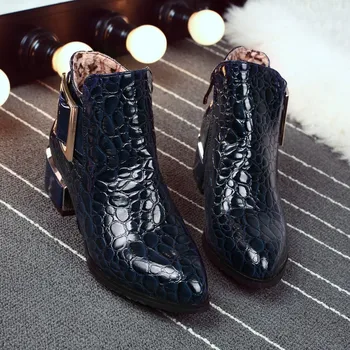 Moterų batai rudens-žiemos naujas seksualus mados patentų odos zip pažymėjo tne kulkšnies įkrovos juoda mėlyna raudona aukštakulnį Martin batai