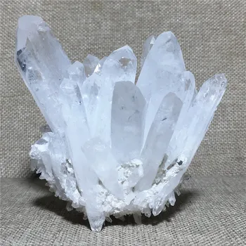 Natūralus kvarco kristalas pavyzdys Namo, buto apdailos akmuo ir krištolo