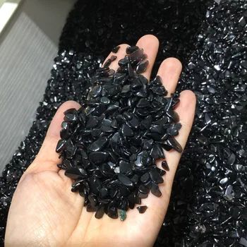 Natūralus Juodas obsidianas žvyro poliruoto akmens mineralinių kristalų